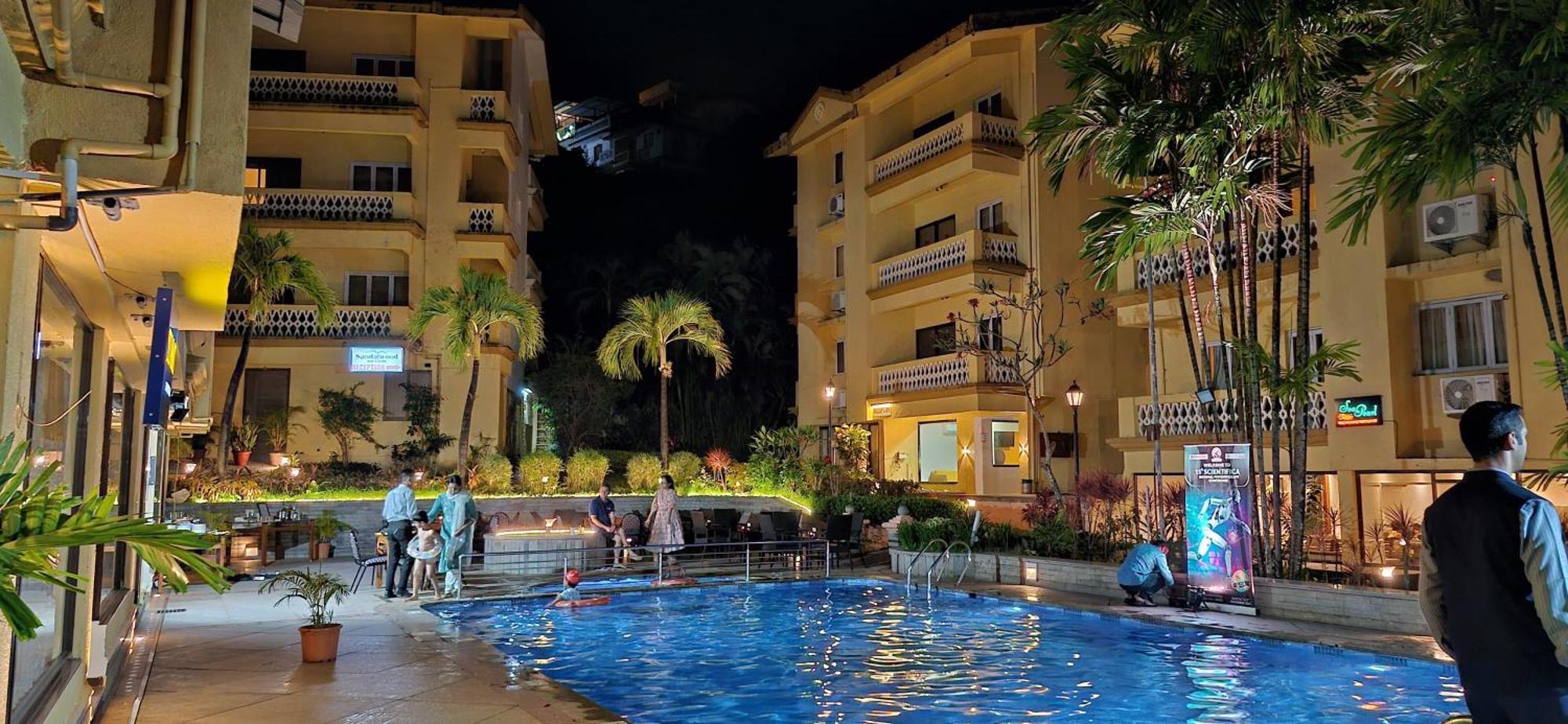 Golden Landmark Green Valley Beach Resort Dona Paula Exterior foto