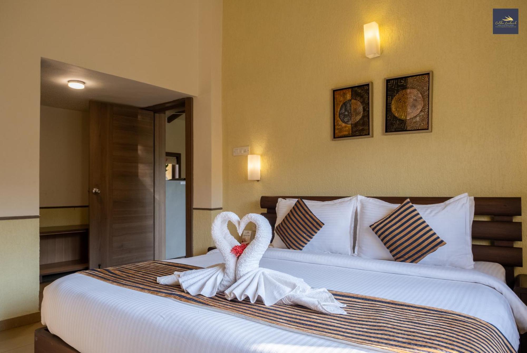 Golden Landmark Green Valley Beach Resort Dona Paula Exterior foto